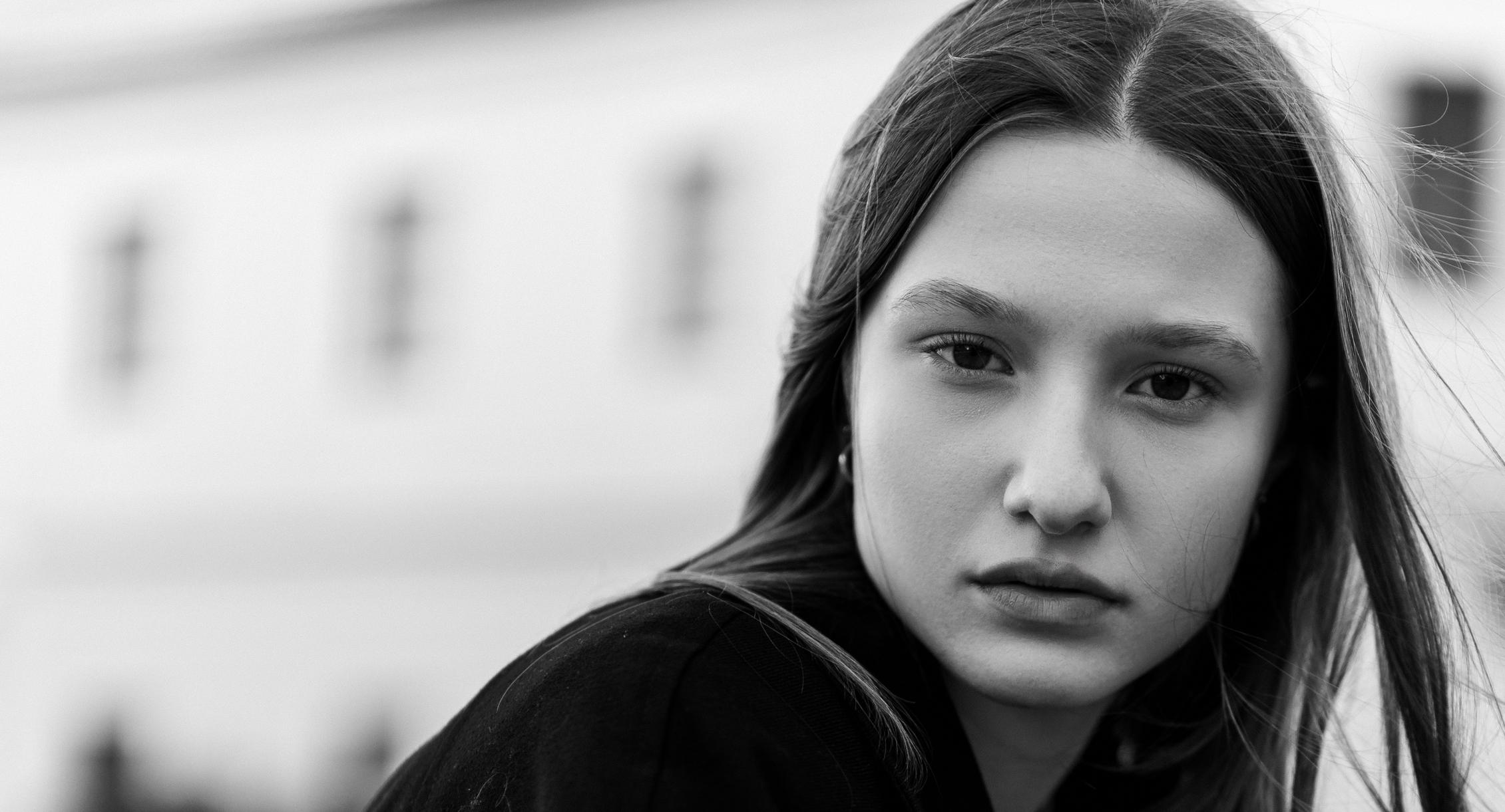 GRETA L